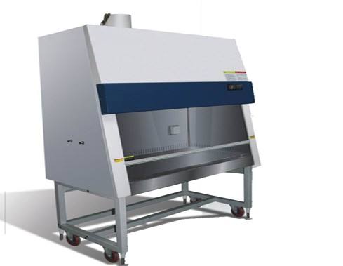 1.為了避免物品間的交叉污染，整個工作過程中所需要的物品應(yīng)在工作開始前一字排開放置在安全柜中，以便在工作完成前沒有任何物品需要經(jīng)過空氣流隔層拿出或放入，特別注意：前排和后排的回風(fēng)格柵上不能放置物品，以防止堵塞回風(fēng)格柵，影響氣流循環(huán)。    2.在開始工作前及完成工作后，需維持氣流循環(huán)一段時間，完成安全柜的自凈過程，每次試驗(yàn)結(jié)束應(yīng)對柜內(nèi)進(jìn)行清潔和消毒。    3.操作過程中，盡量減少雙臂進(jìn)出次數(shù)，雙臂進(jìn)出安全柜時動作應(yīng)該緩慢，避免影響正常的氣流平衡。    4.柜內(nèi)物品移動應(yīng)按低污染向高污染移動原則，柜內(nèi)實(shí)驗(yàn)操作應(yīng)按從清潔區(qū)到污染區(qū)的方向進(jìn)行。操作前可用消毒劑浸濕的毛巾墊底，以便吸收可能濺出的液滴。    5.盡量避免將離心機(jī)、振蕩器等儀器安置在安全柜內(nèi)，以免儀器震動時濾膜上的顆粒物質(zhì)抖落，導(dǎo)致柜內(nèi)潔凈度下降；同時這些儀器散熱排風(fēng)口氣流可能影響柜內(nèi)的氣流平衡。    6. 生物安全柜內(nèi)不能使用明火，防止燃燒過程中產(chǎn)生的高溫細(xì)小顆粒雜質(zhì)帶入濾膜而損傷濾膜。